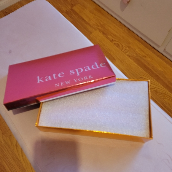 NWT Kate Spade Rainer Lane Lacey Wallet - Picture 5 of 6